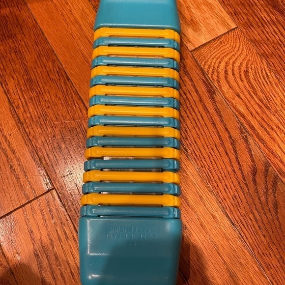 Hohner Clatterpillar Rattle Percussion Instruments - Picture 4 of 6